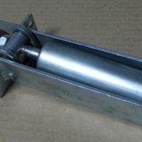 Retenedor puertas semiautomática 4 taladros en vertical