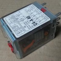 Relé RELECO C4 A40 4 contactos, 60 VAC