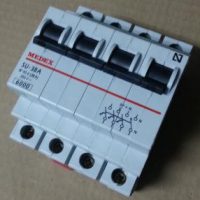 Magnetotérmico MEDEX 3PN SU 38A